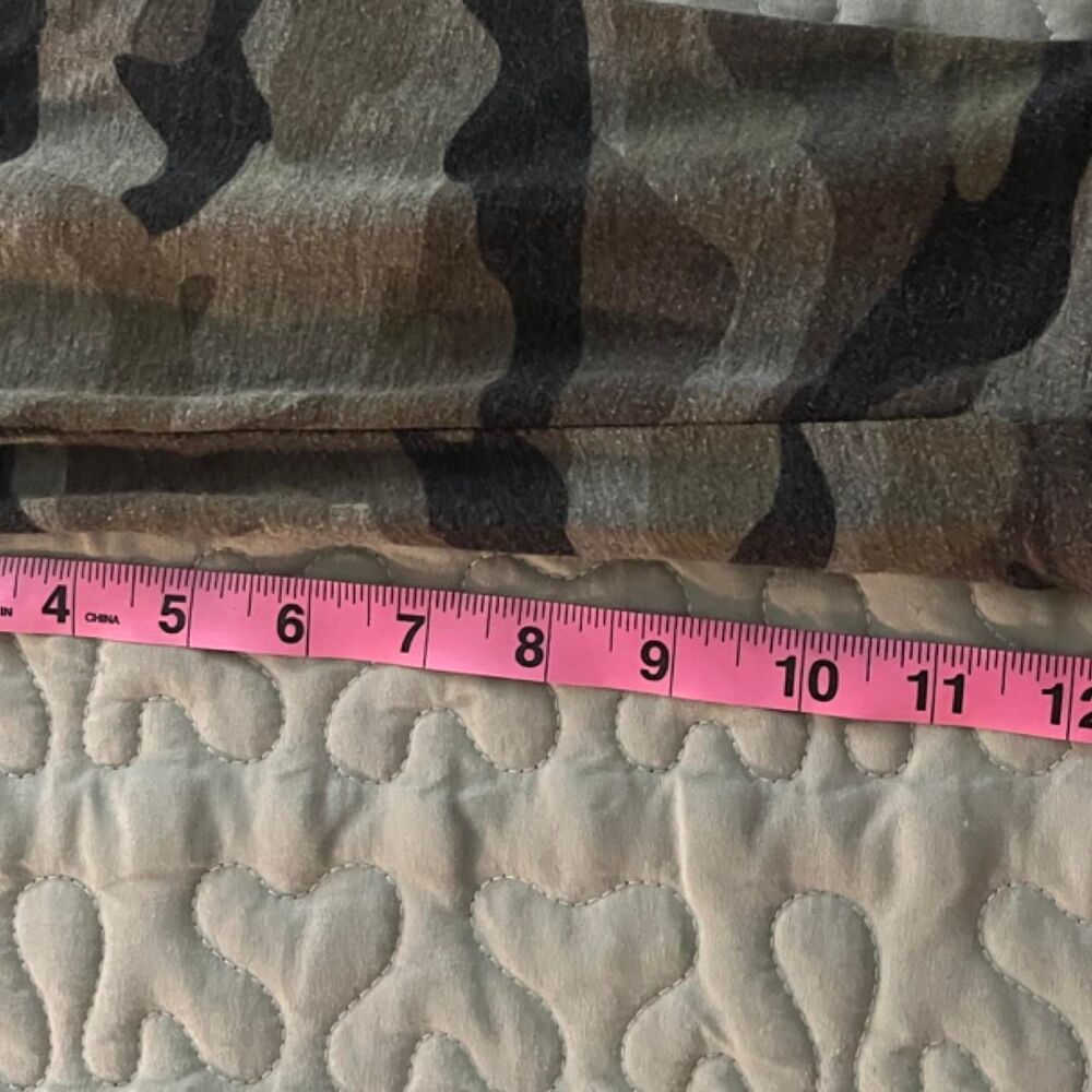 Women's 1x camouflage Khaki and Green T-shirt - Picture 5 of 7